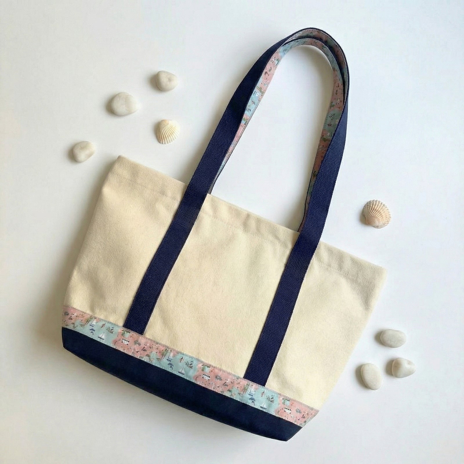 Tote - By the Shore
